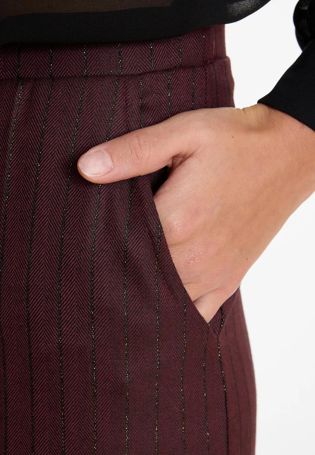 Ana Alcazar Adena pantaloni gessati bordeaux larghi