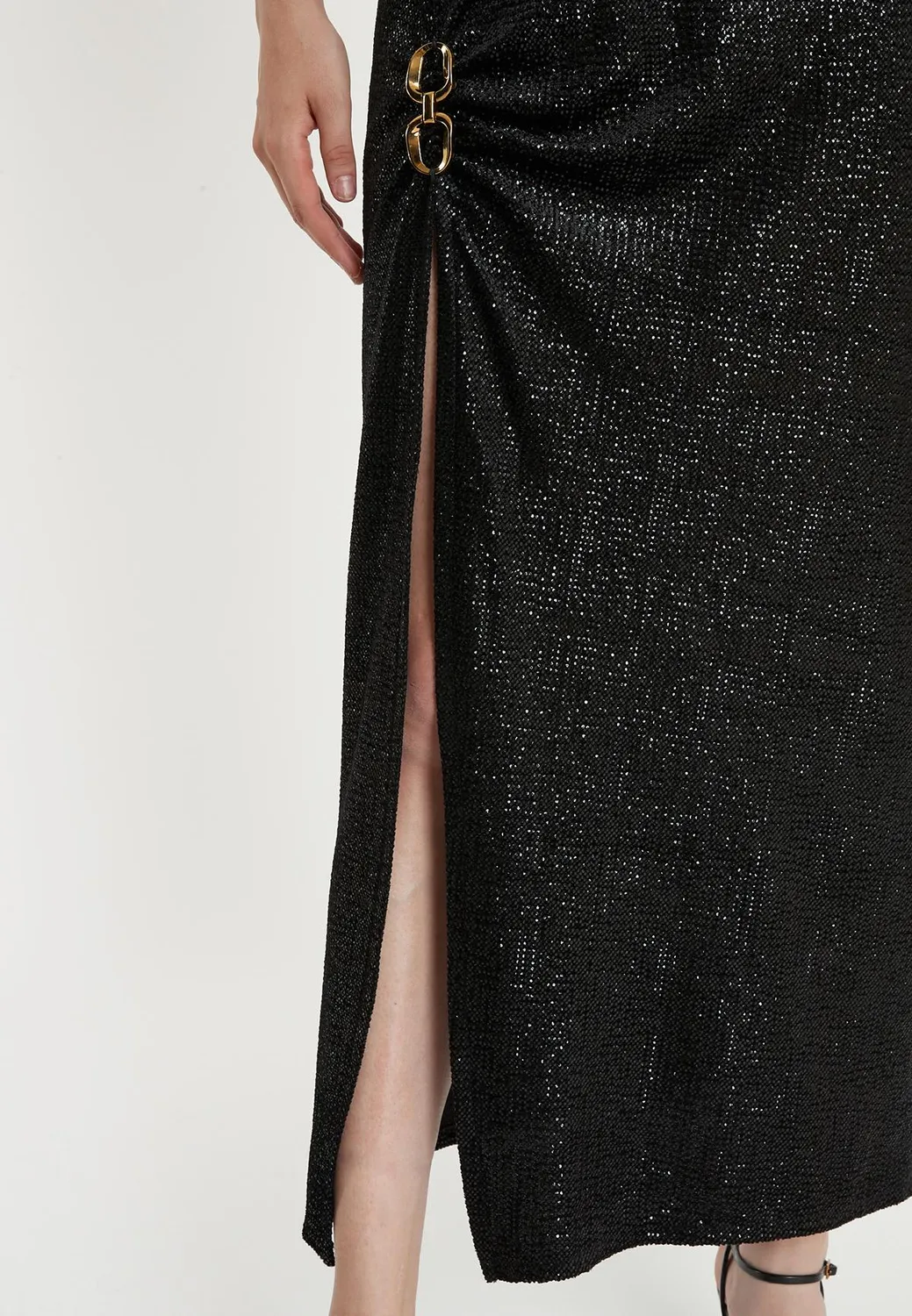 Ana Alcazar Tajali abito maxi paillettes con spacco