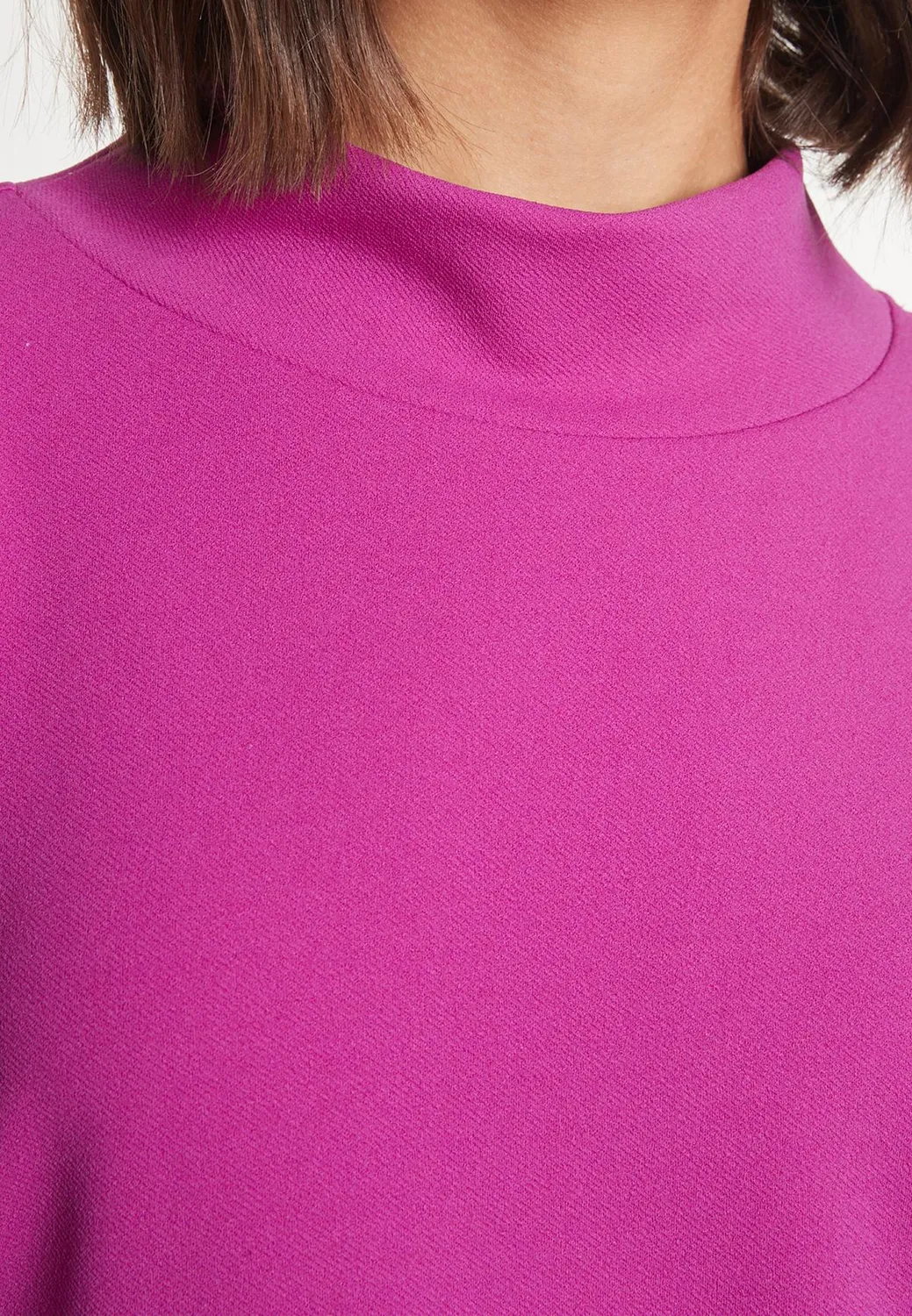 Ana Alcazar Medara abito midi viola collo alto