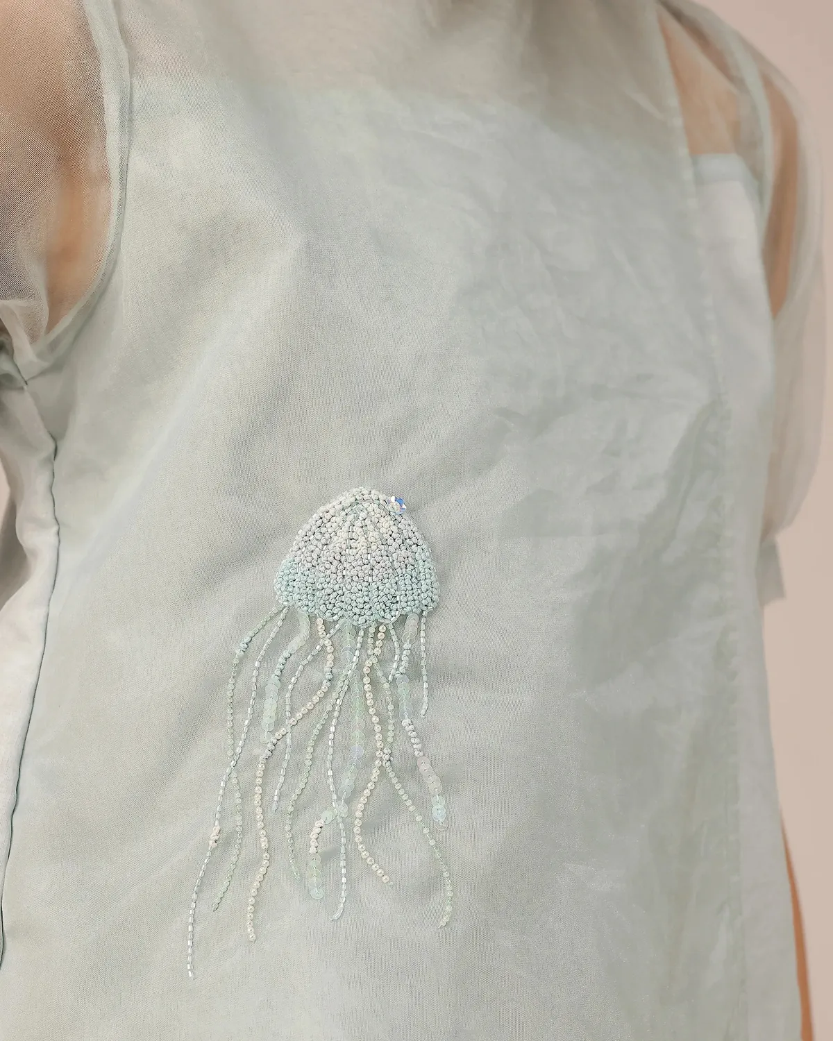 Our Dve Blum Jelly Top Pant completo grigio organza