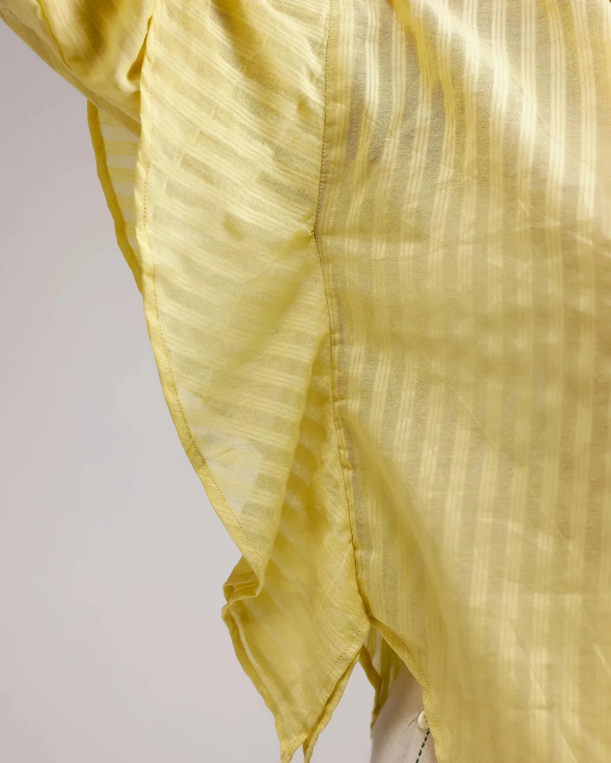 Our Dve Sheerline Flow Top camicia righe ocra