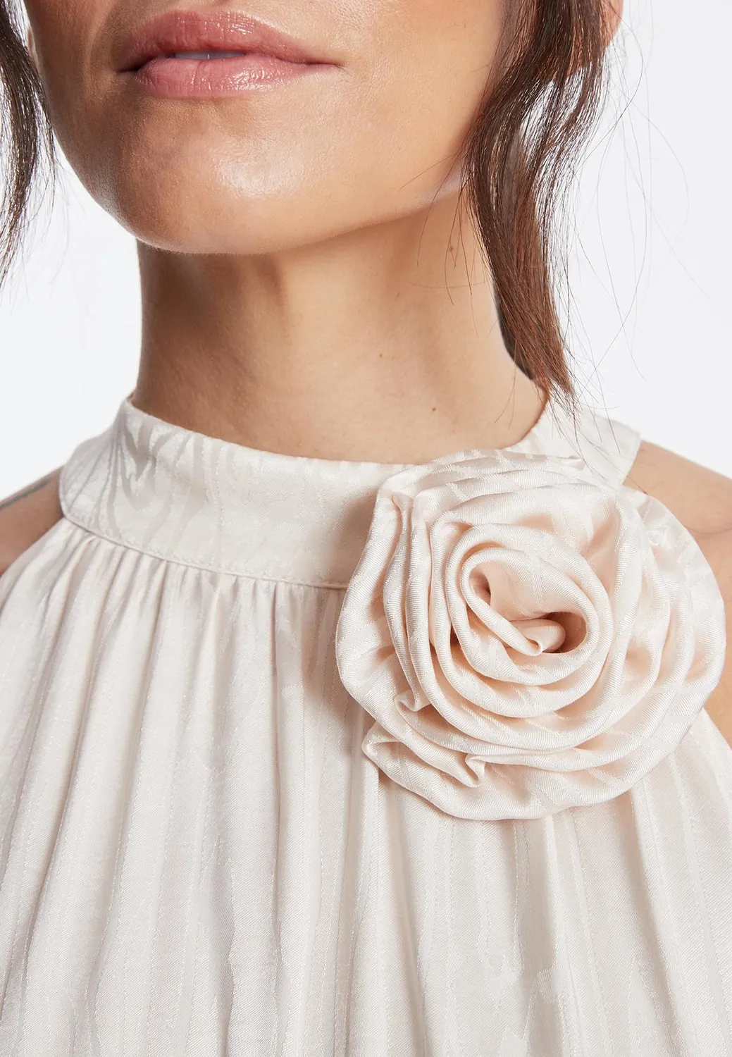 Ana Alcazar Zarla top raso avorio con fiore