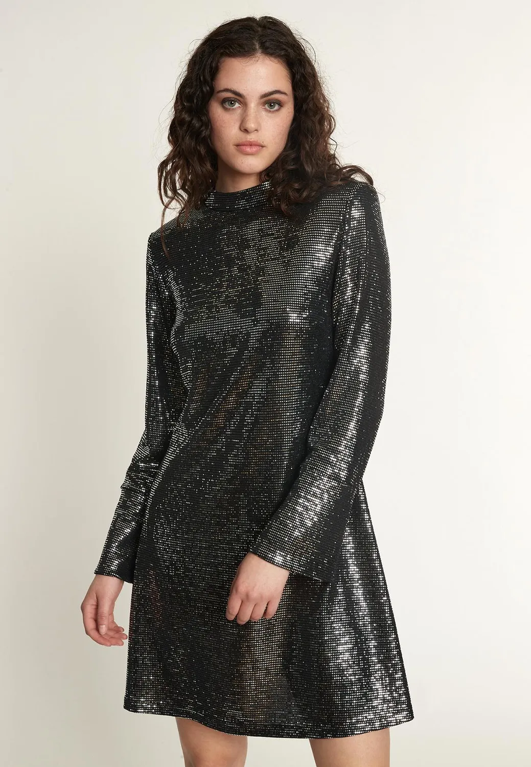 Ana Alcazar Ofesi abito festa paillettes argento