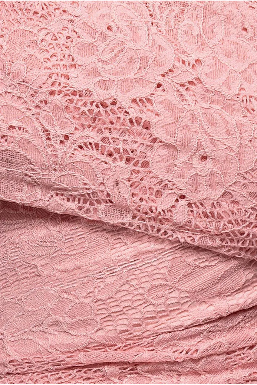Goddiva abito maxi pizzo rosa monospalla bardot plissettato