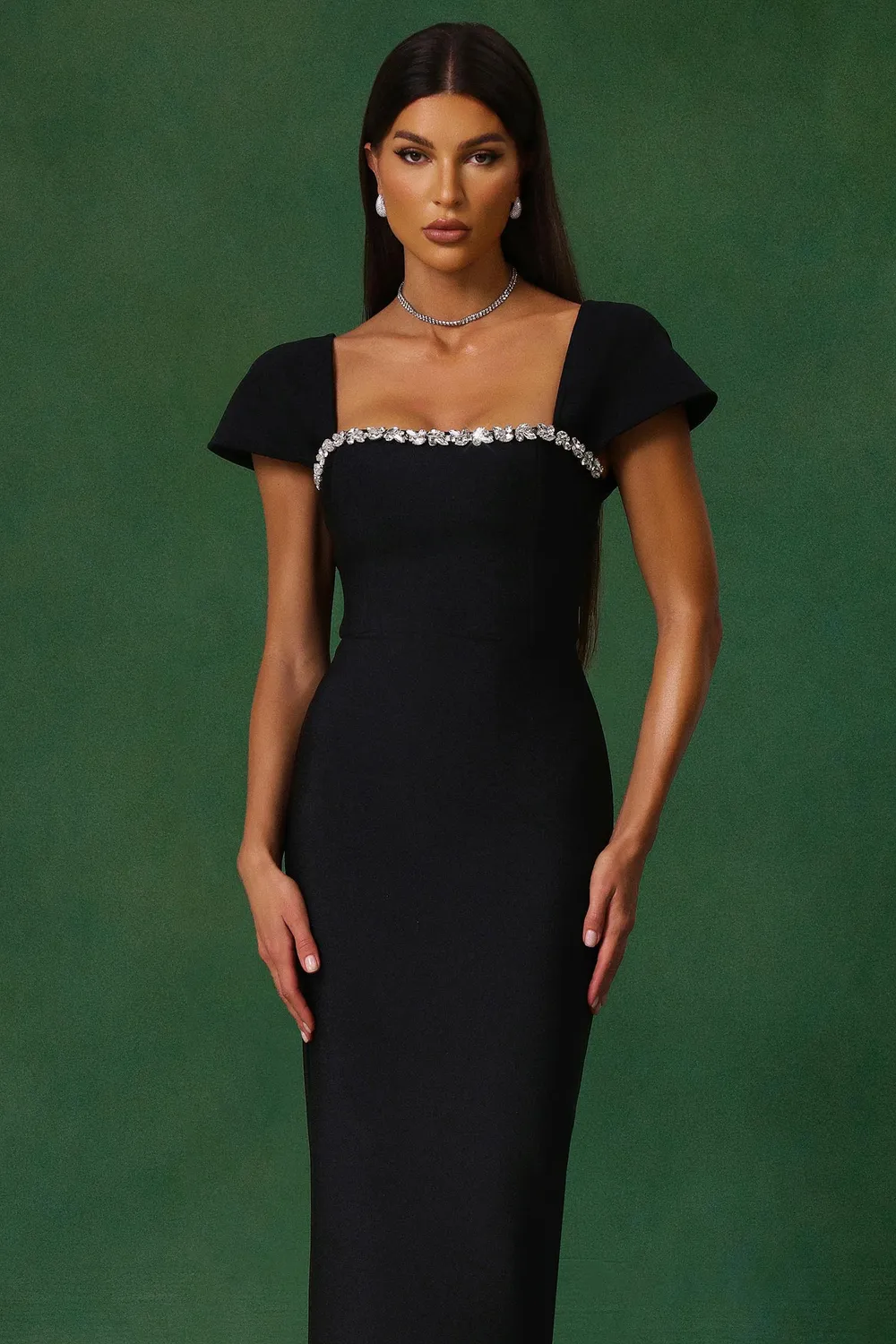 Bella Barnett Romelle abito maxi nero bandage strass