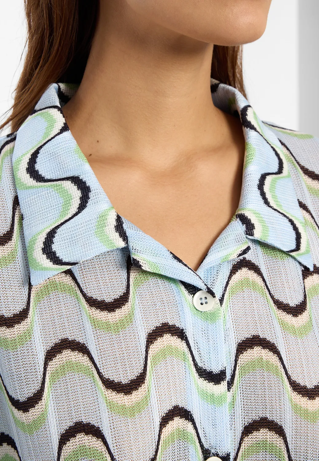 Ana Alcazar Dinis abito camicia corto azzurro onda
