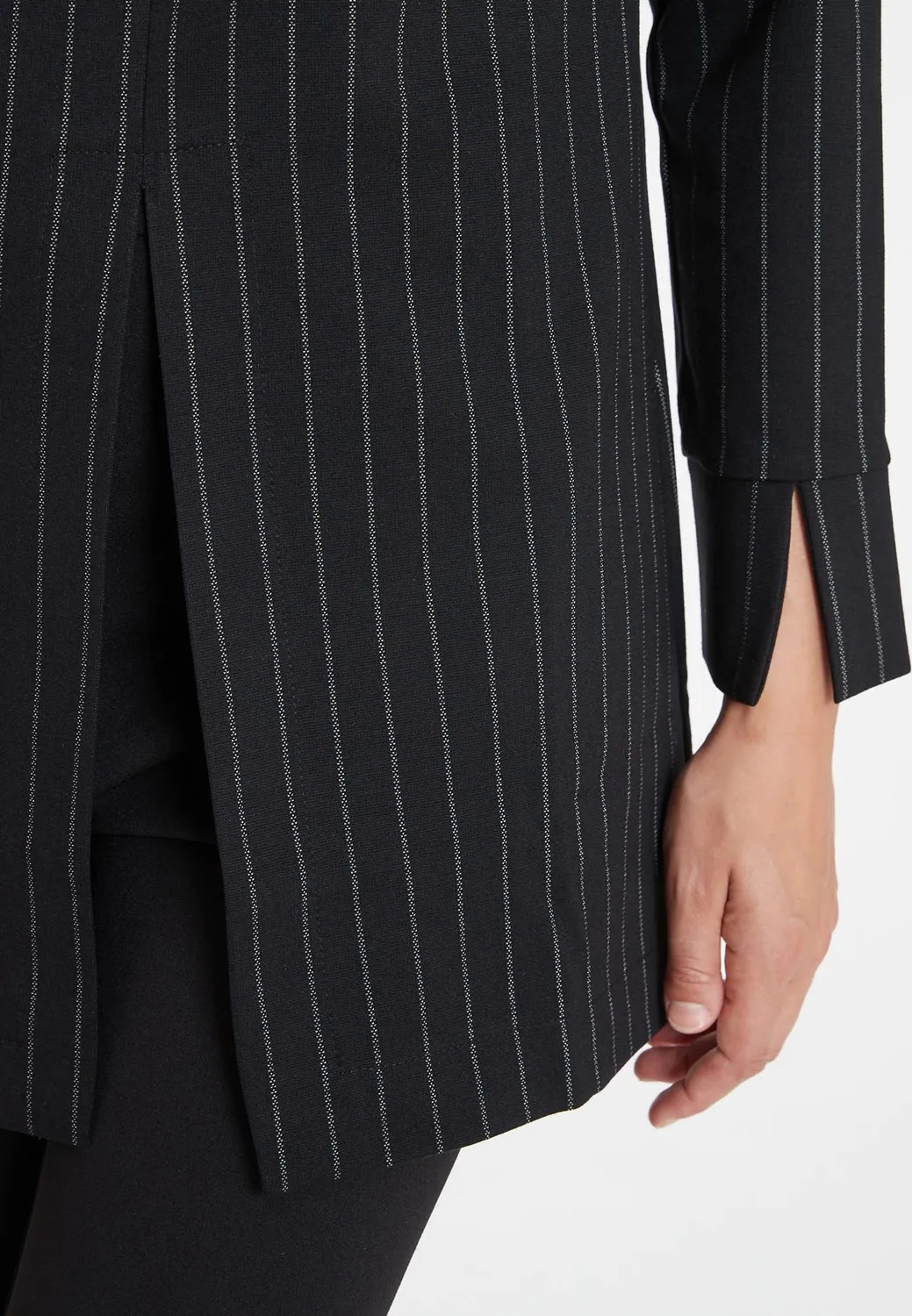Ana Alcazar Somya top lungo gessato nero business
