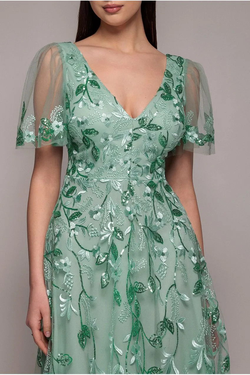 Goddiva Flared Sleeve abito maxi verde salvia ricamato