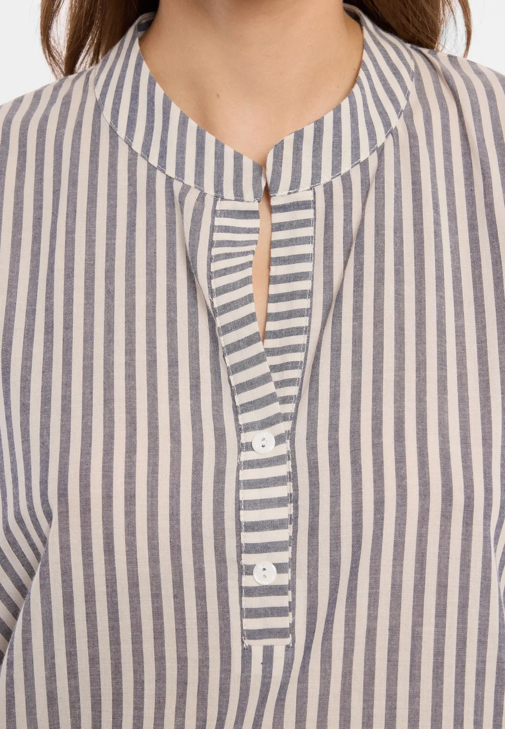 Ana Alcazar Dorivar blusa kaftano cotone righe grigie