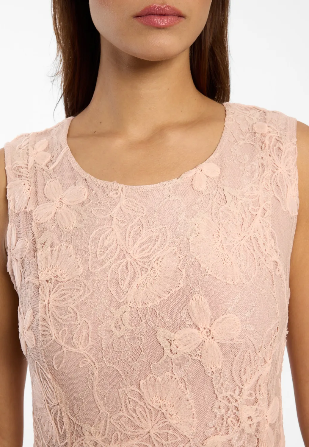 Ana Alcazar Daisi abito pizzo rosa gonna svasata