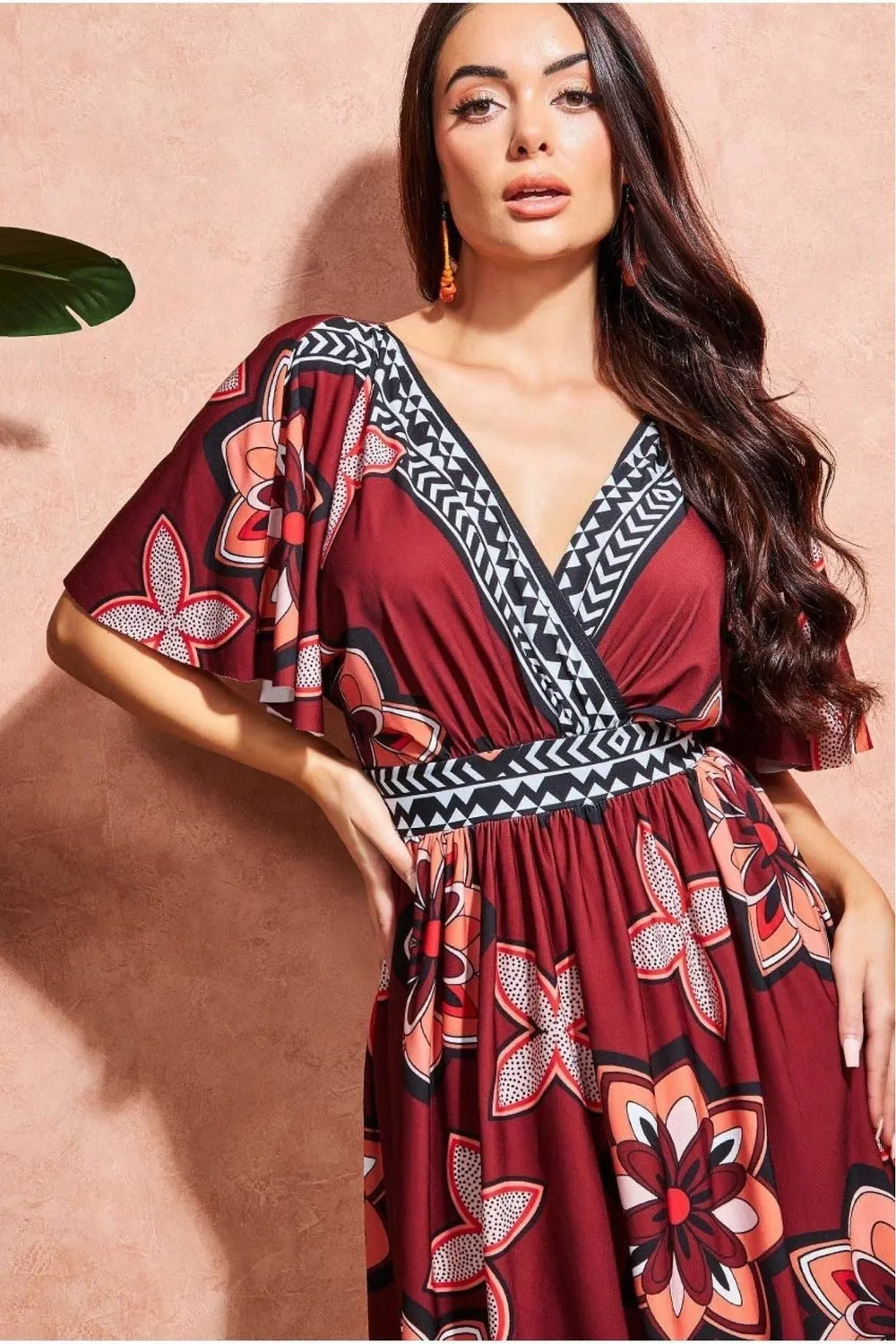 Goddiva abito maxi fantasia marrone maniche volant