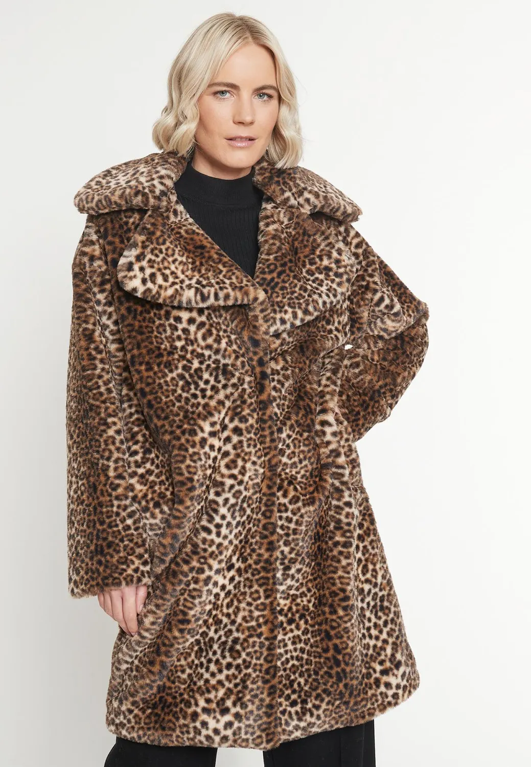 Ana Alcazar Mabel cappotto pelliccia leopardata
