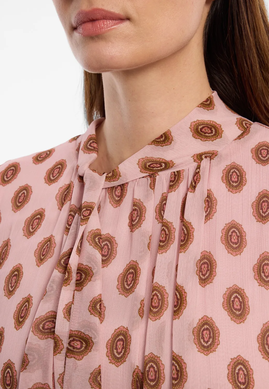 Ana Alcazar Eopathy abito chiffon rosa foulard