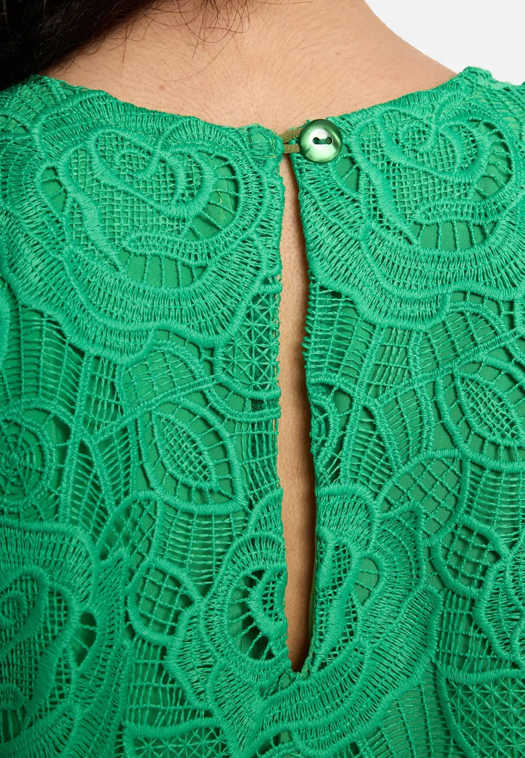 Ana Alcazar Daeph abito tunica pizzo verde cerimonia