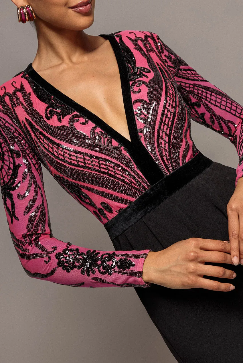 Goddiva Deep V Neck tuta cerise paillettes maniche lunghe