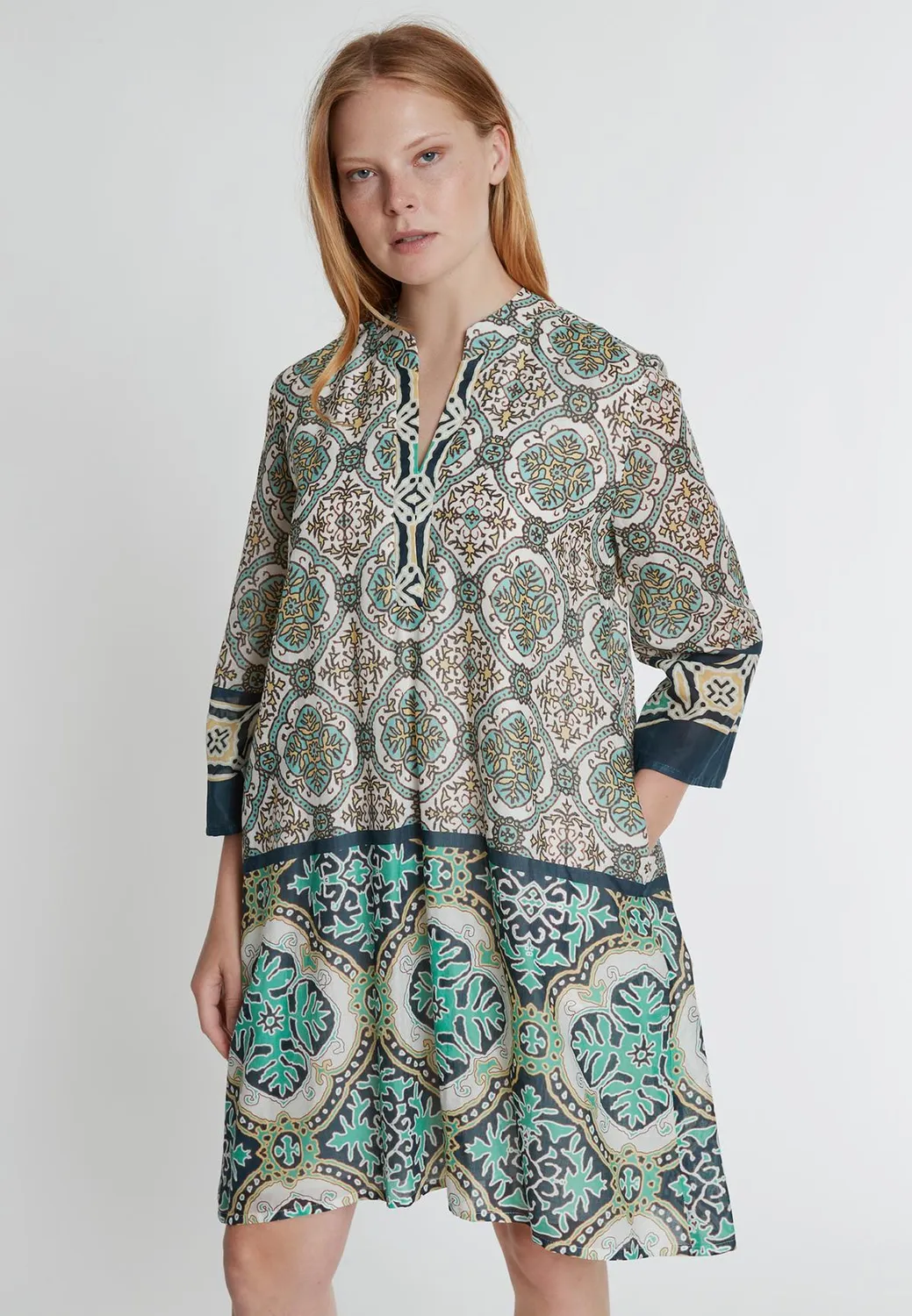 Ana Alcazar Kahli abito camicia lungo fantasia paisley