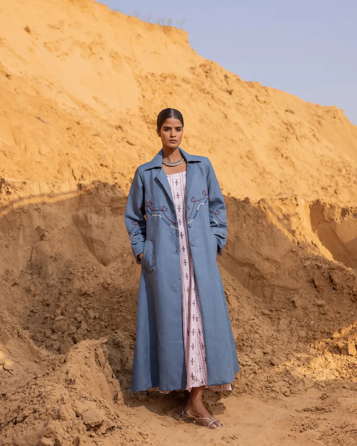 Our Dve Chrono Dress abito lungo Desert Sand modal