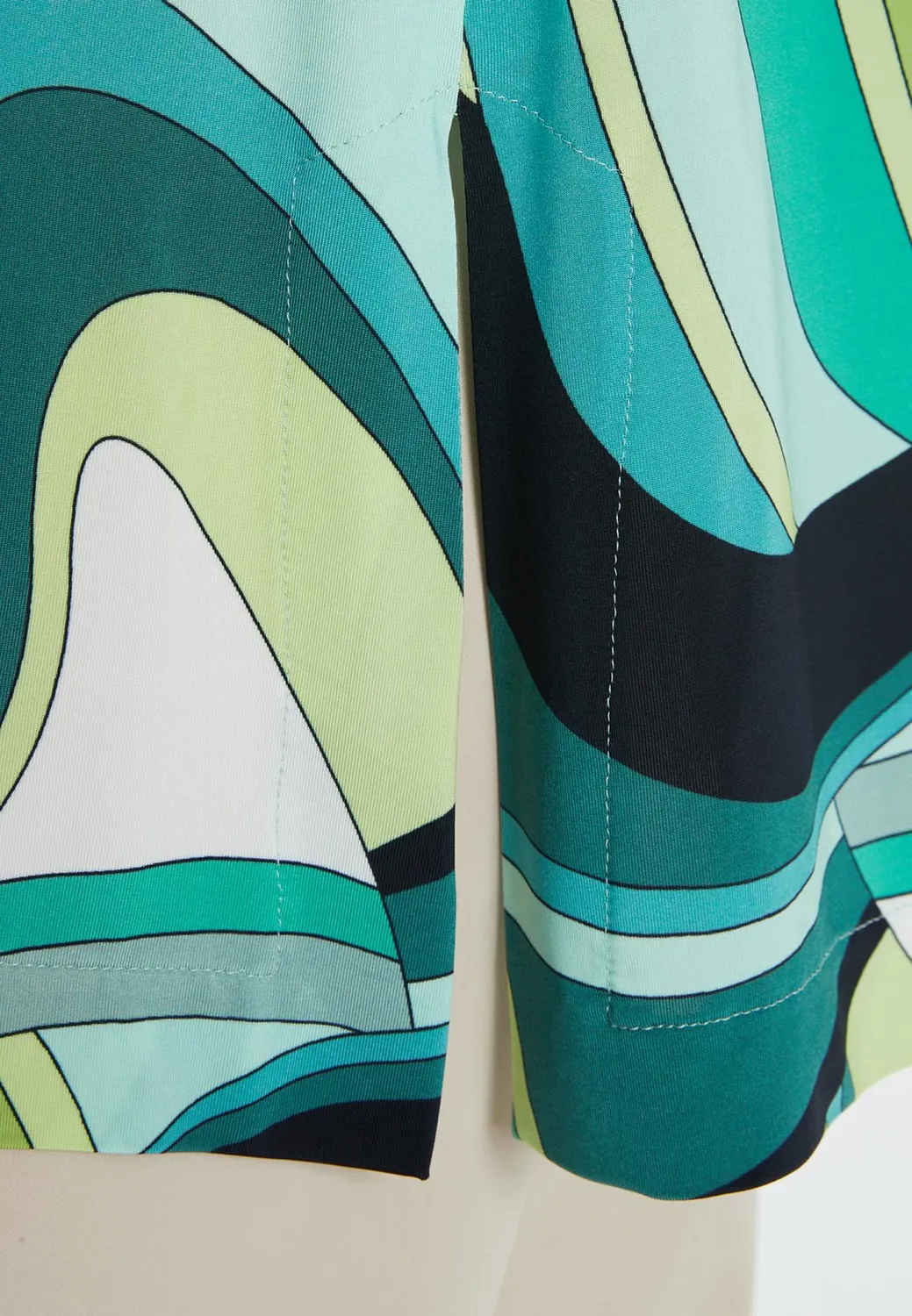 Ana Alcazar Ricoa top jersey verde scollo goccia