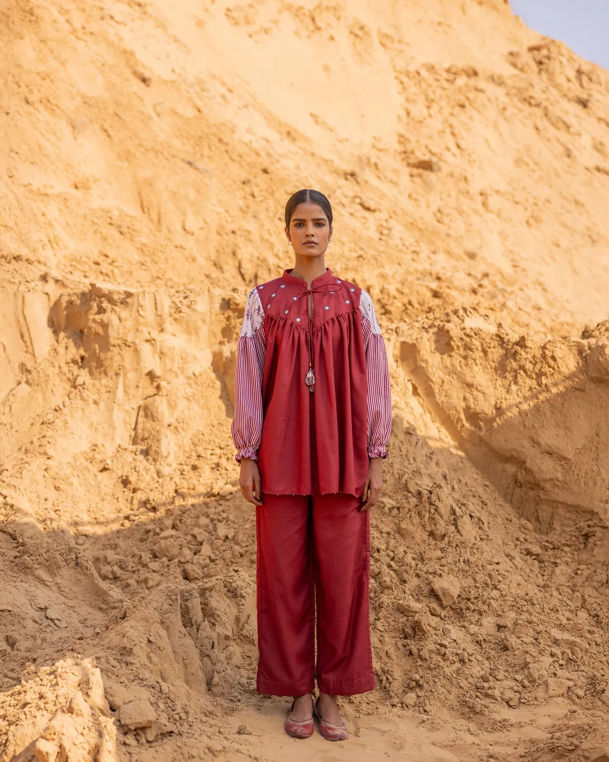 Our Dve Fract pantaloni bordeaux cotone M