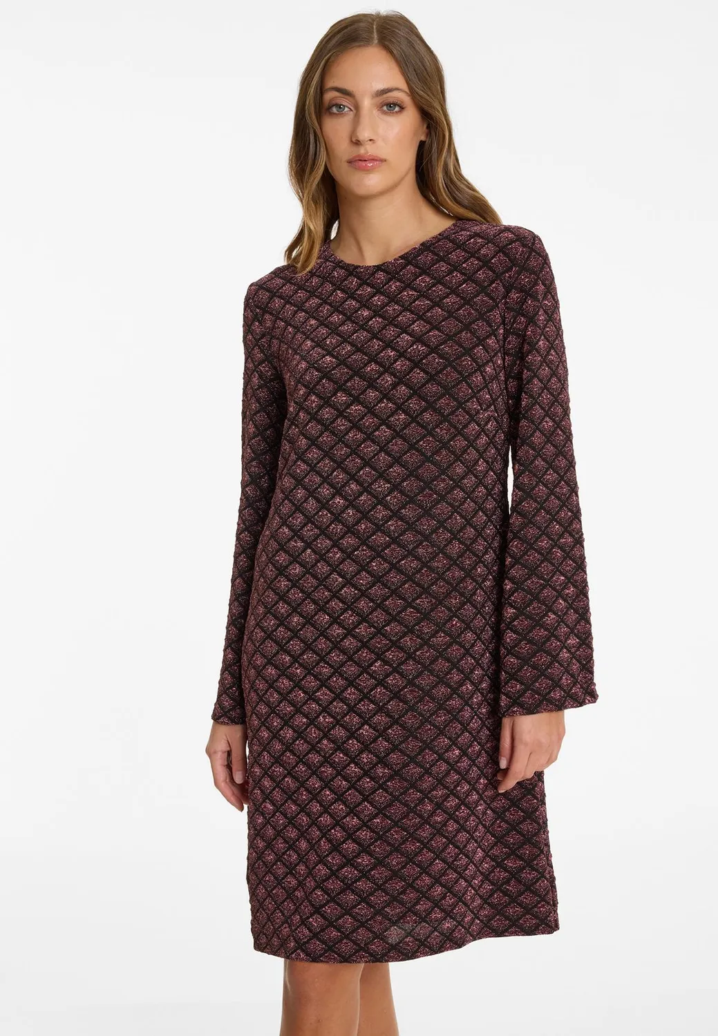 Ana Alcazar Ablira abito tunica rombi bordeaux lurex