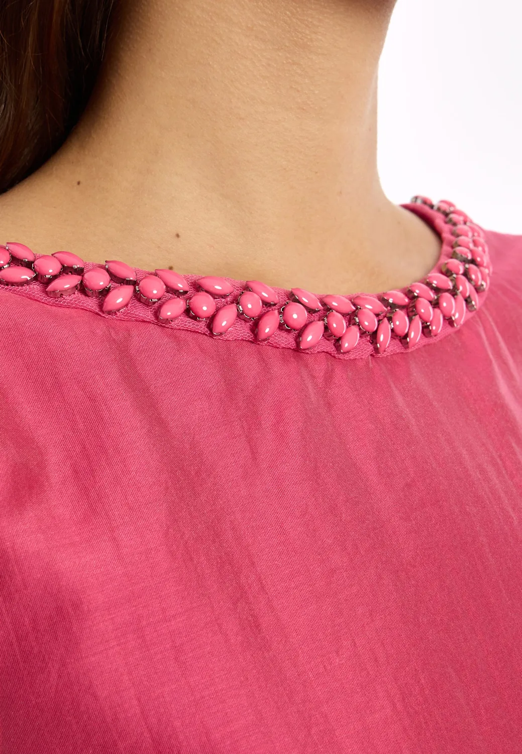 Ana Alcazar Wakana abito smanicato rosa fucsia
