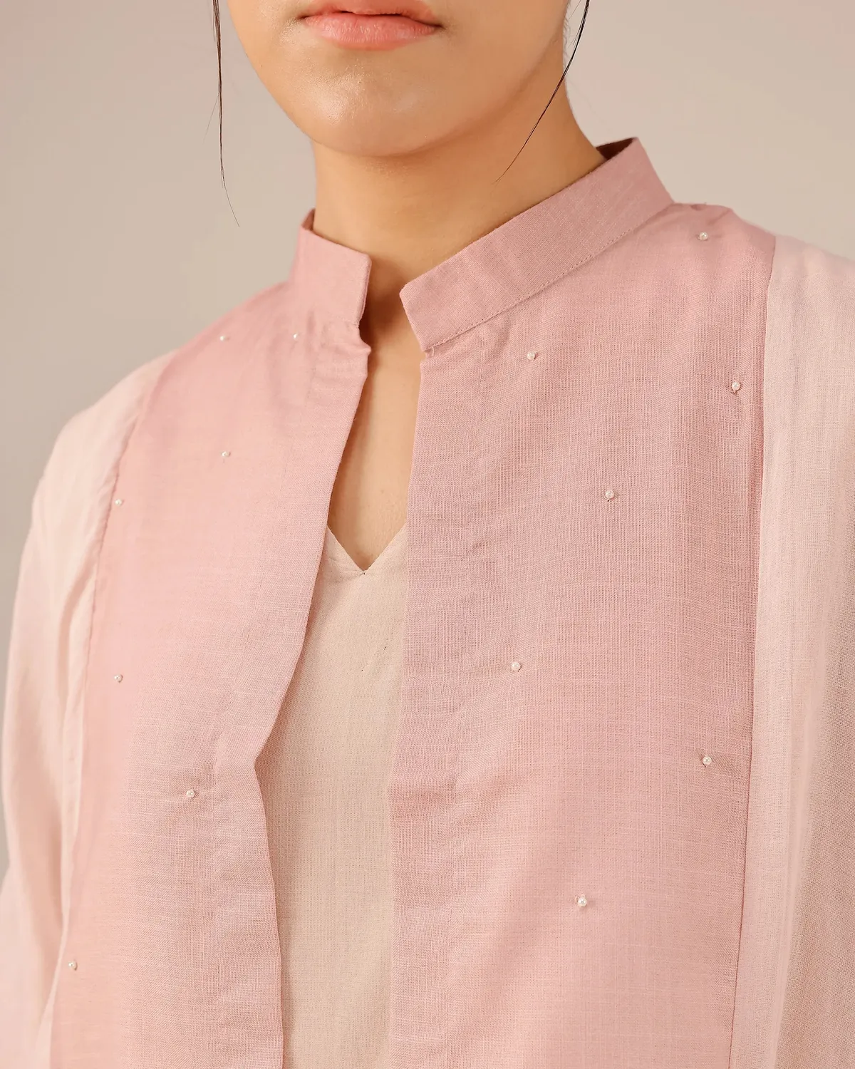 Our Dve Blush Pearl giacca rosa ricamo perle