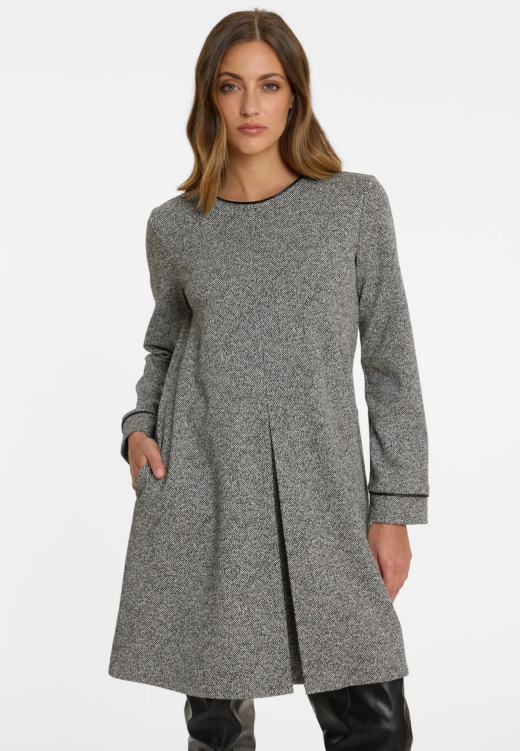 Ana Alcazar Emany abito tweed svasato ufficio