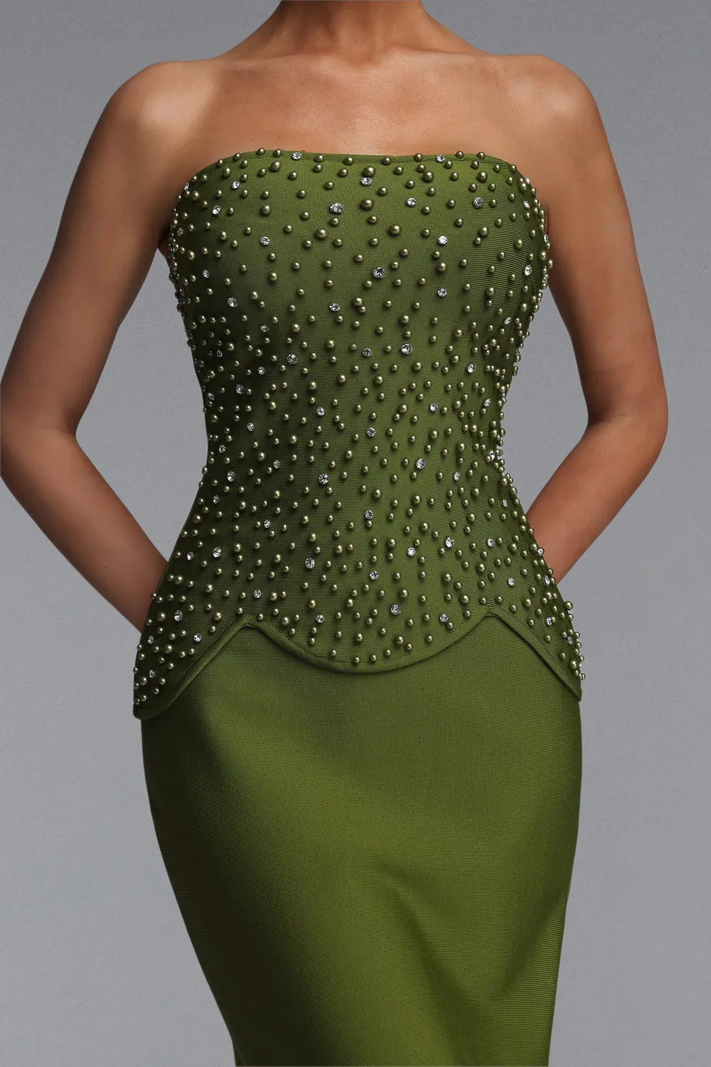 Goddiva Bella Barnett Yette set top gonna verde perline maxi