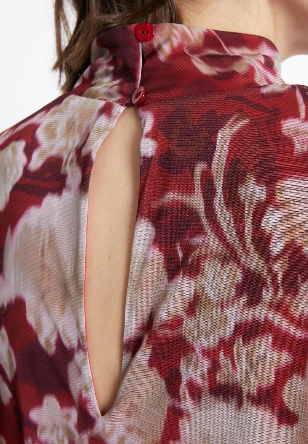 Ana Alcazar Sunea top blusa rossa fiori ufficio