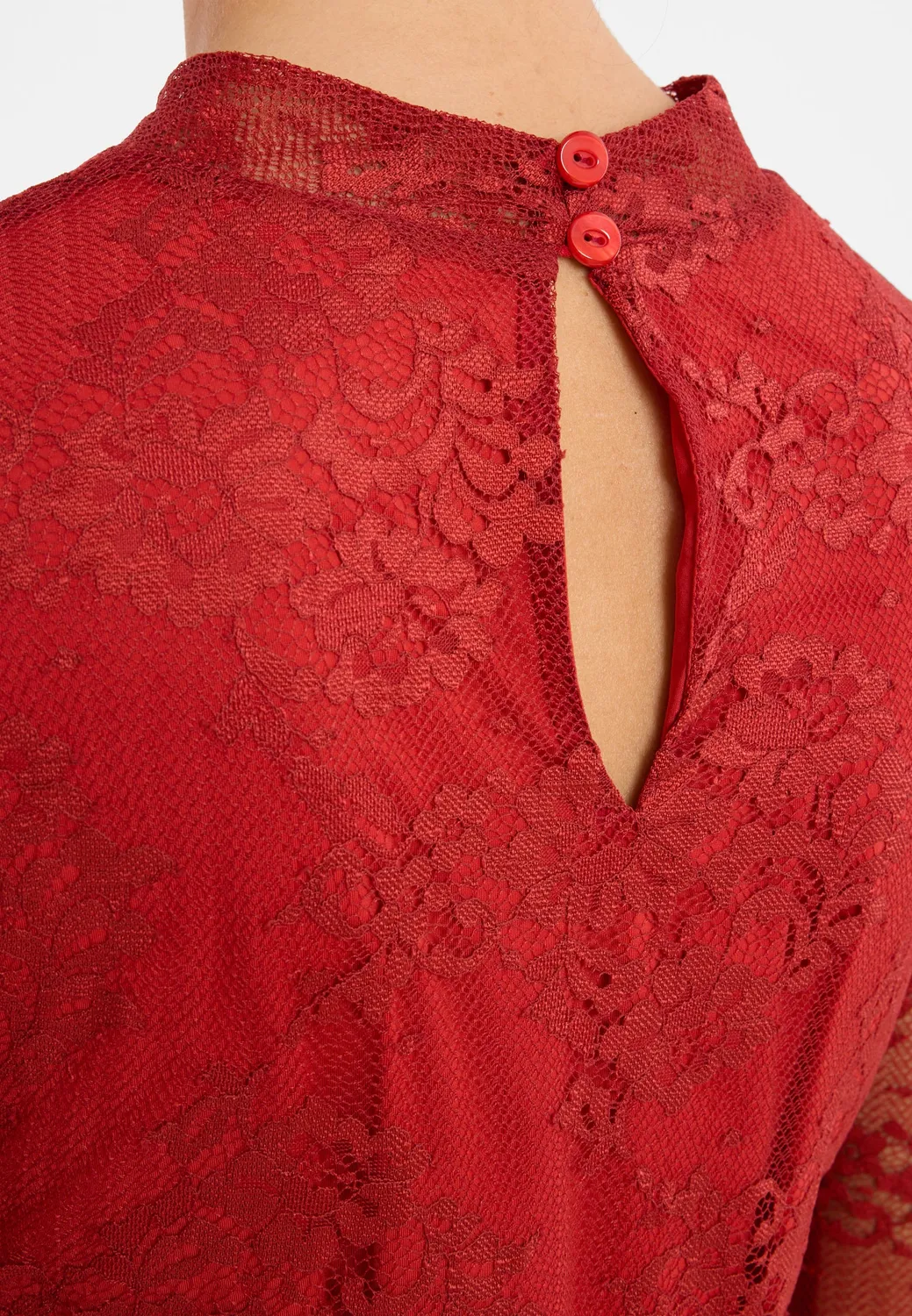 Ana Alcazar Cenny abito pizzo rosso ruggine
