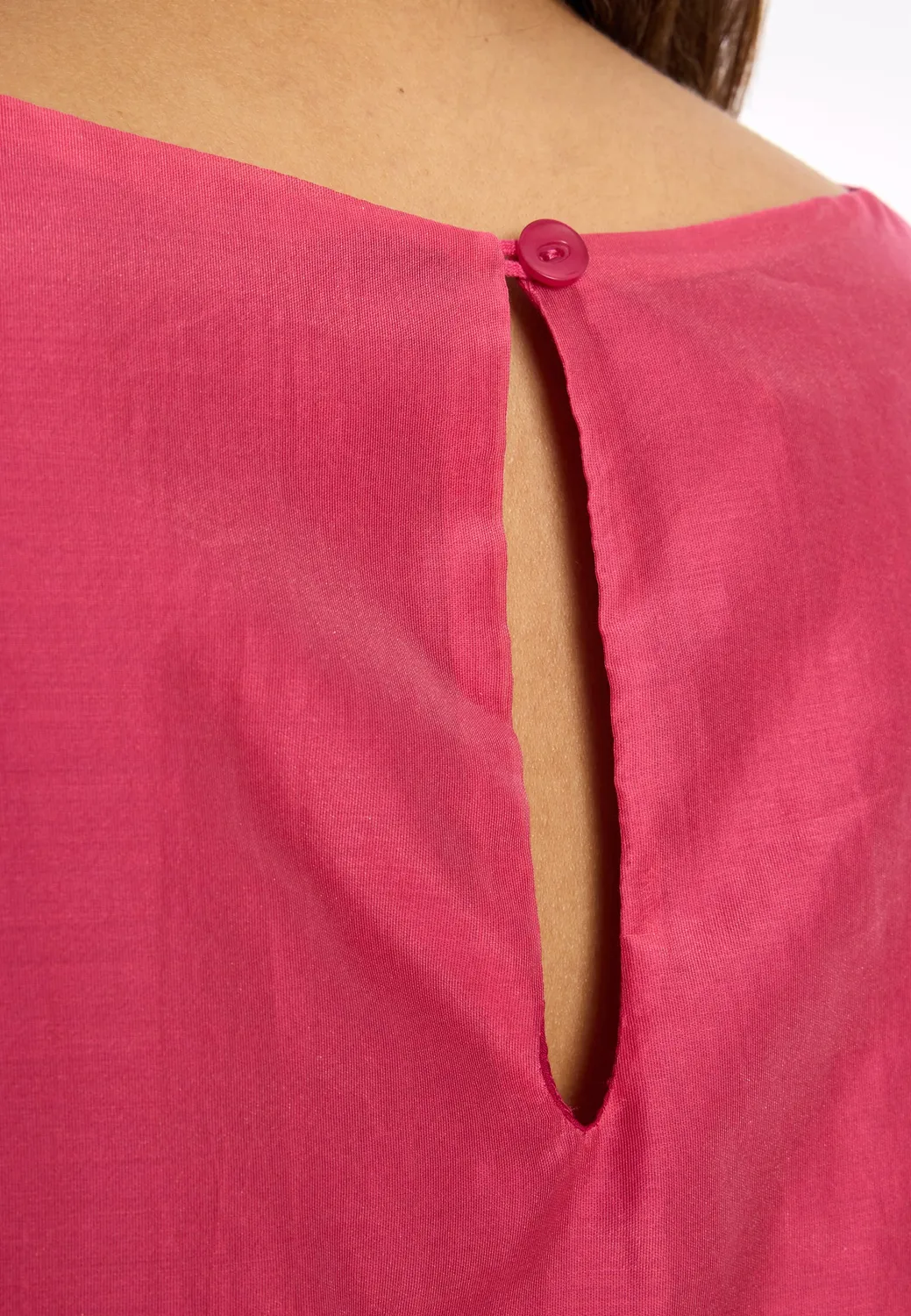 Ana Alcazar Wakana abito smanicato rosa fucsia