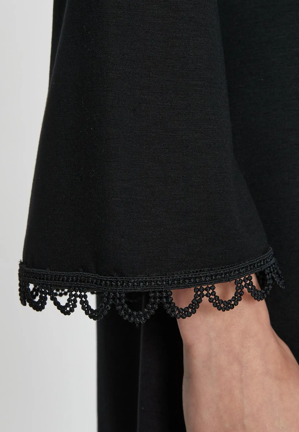 Ana Alcazar Sipela abito nero jersey manica 3/4