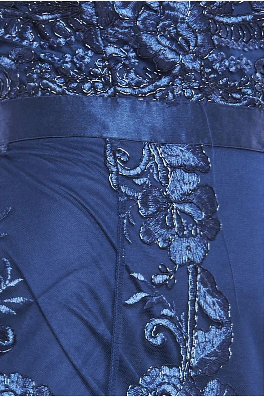 Goddiva Dipped Hem abito pizzo midi blu scollo a V