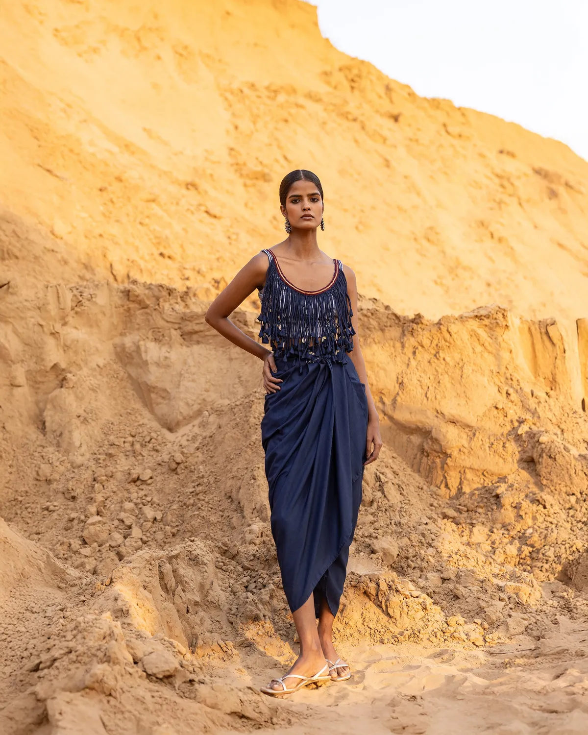 Our Dve Saga Top top blu modal seta tasselli