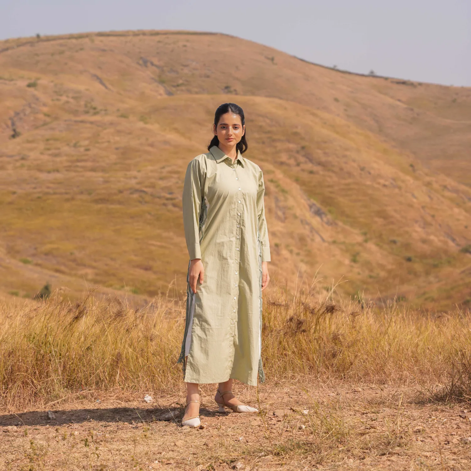 Our Dve Cascade abito maxi cotone verde frange