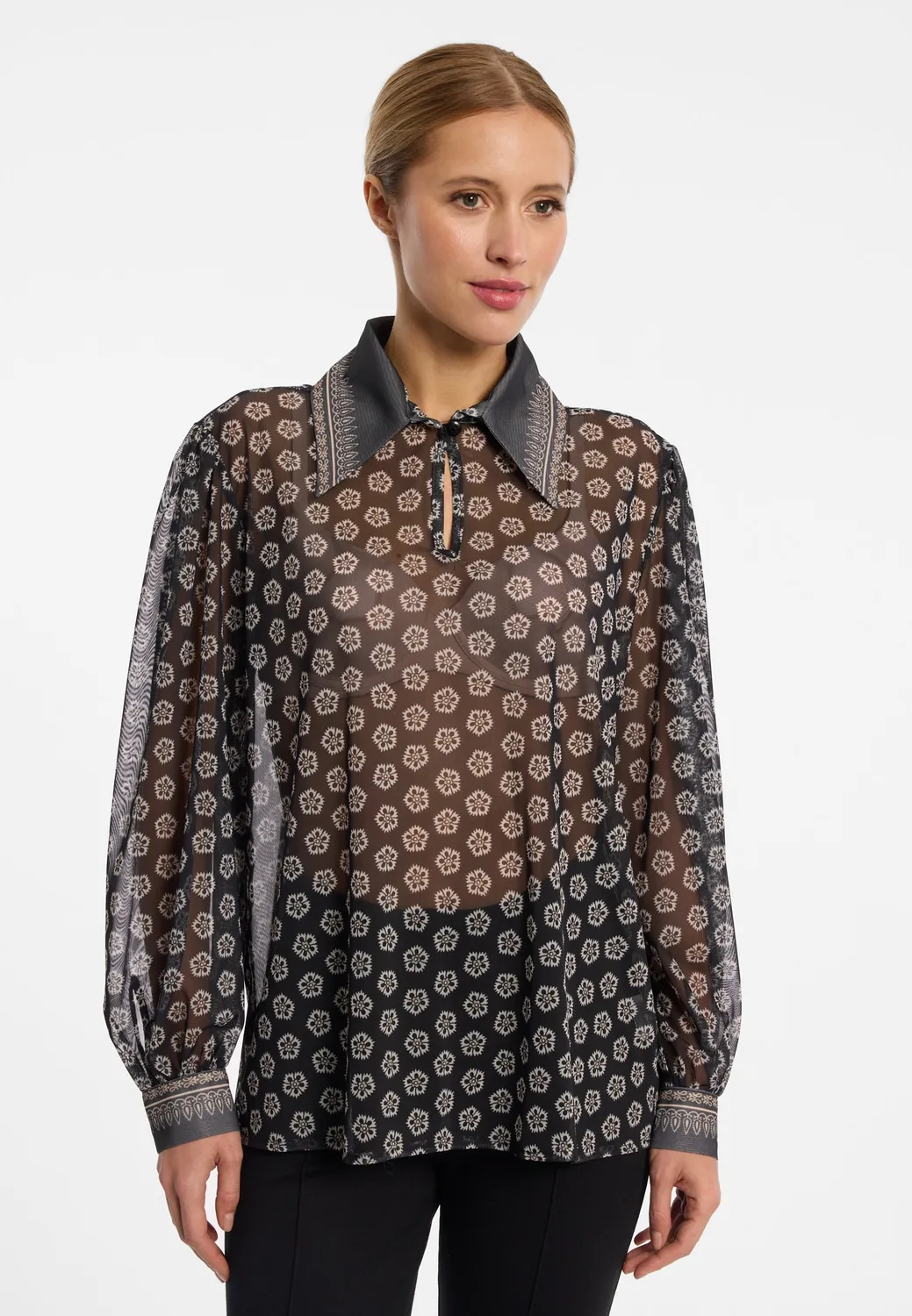 Ana Alcazar Eminsea camicia velo nero foulard