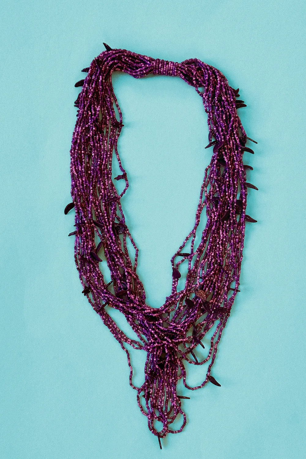 Antica Sartoria DV730 collana lunga multifilo bianca