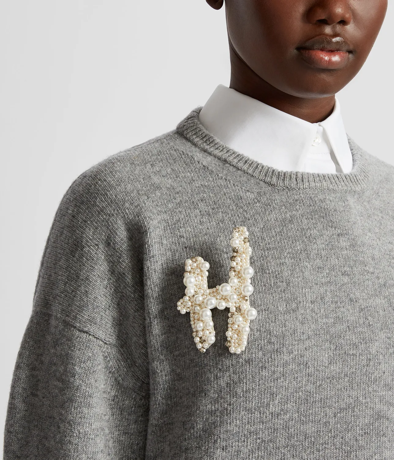 Erdem Pearl Alphabet Brooch H spilla perle lettera H
