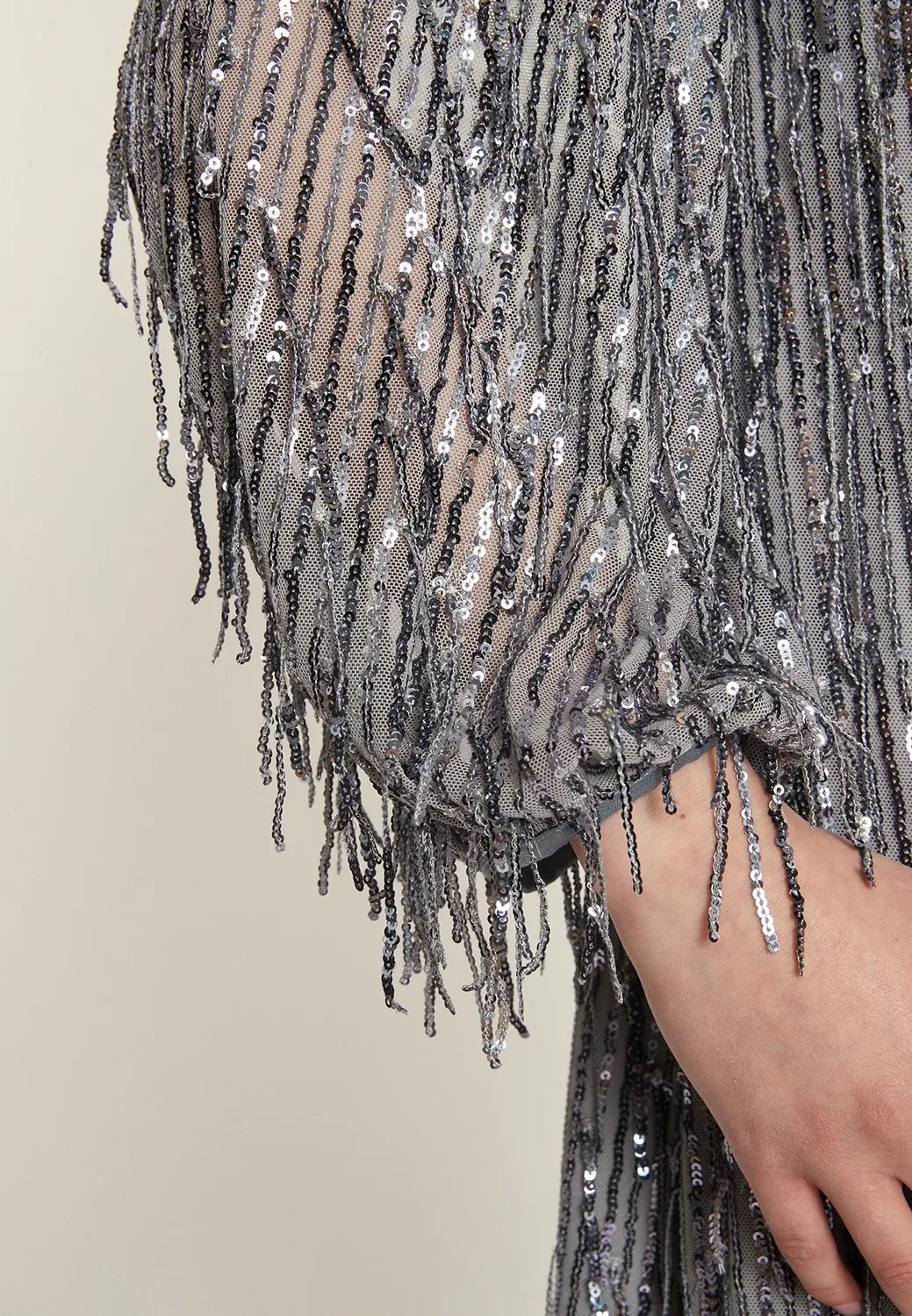 Ana Alcazar Ocina abito paillettes argento