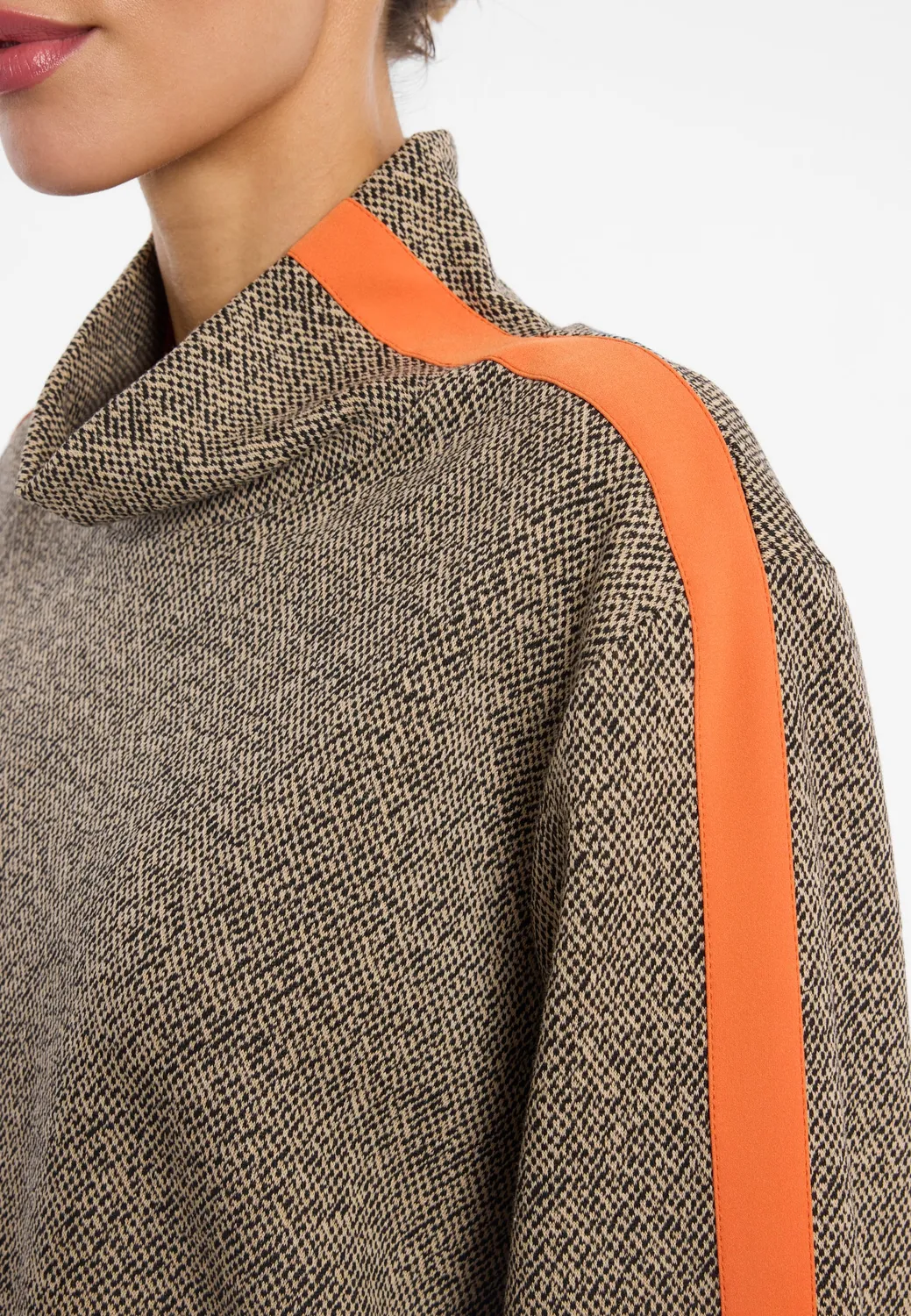 Ana Alcazar Efilary maglione tweed collo alto