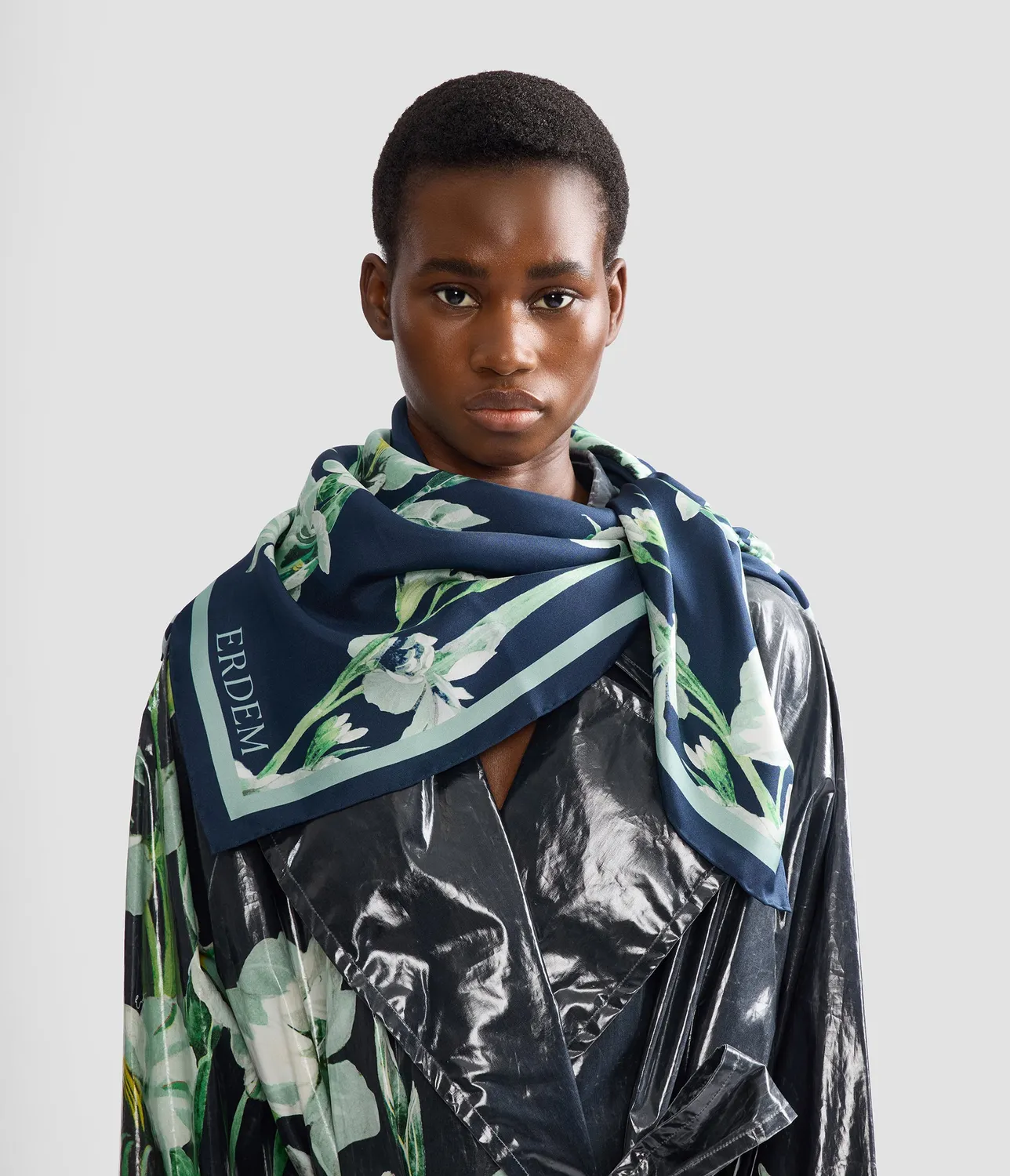 Erdem Floral foulard seta nera 90x90 orchidee