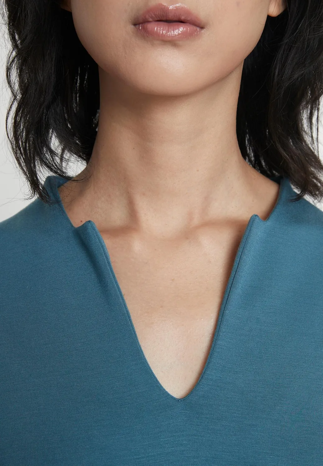 Ana Alcazar Inowa abito svasato azzurro scollo a V