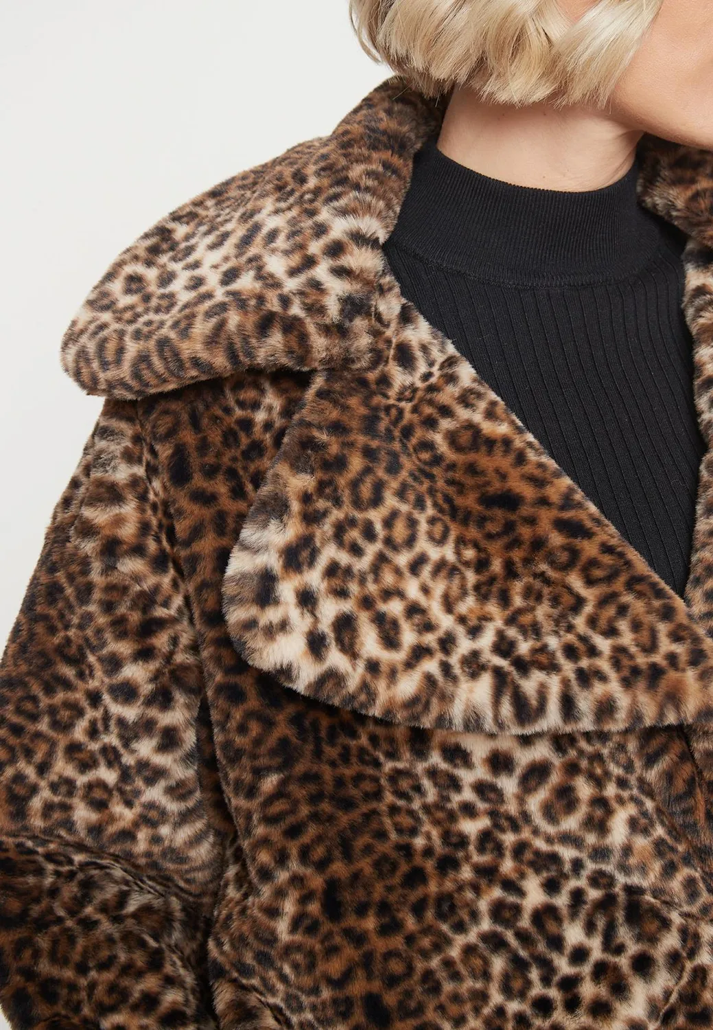 Ana Alcazar Mabel cappotto pelliccia leopardata