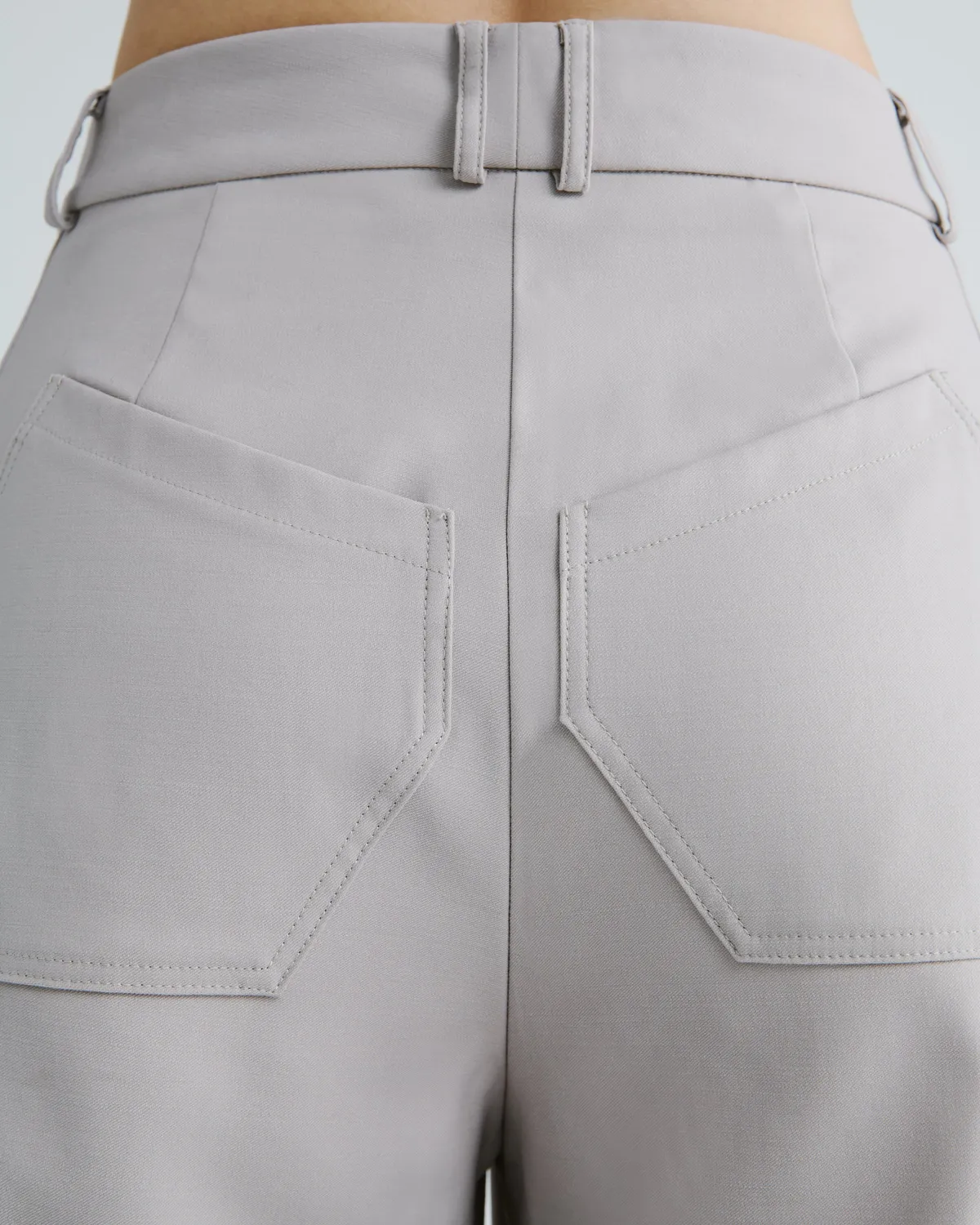 Violante Nessi Keckler pantaloni tortora lana crespo