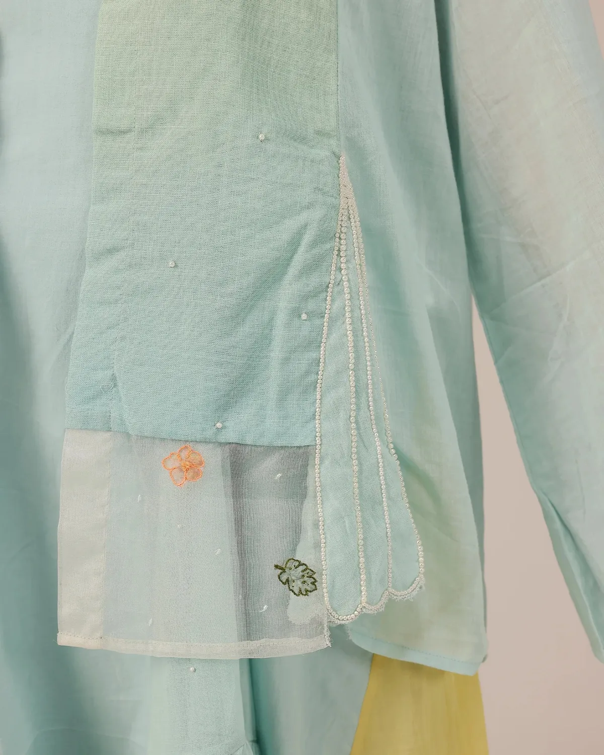 Our Dve Blush Pearl tailleur giacca abito blu cotone perle