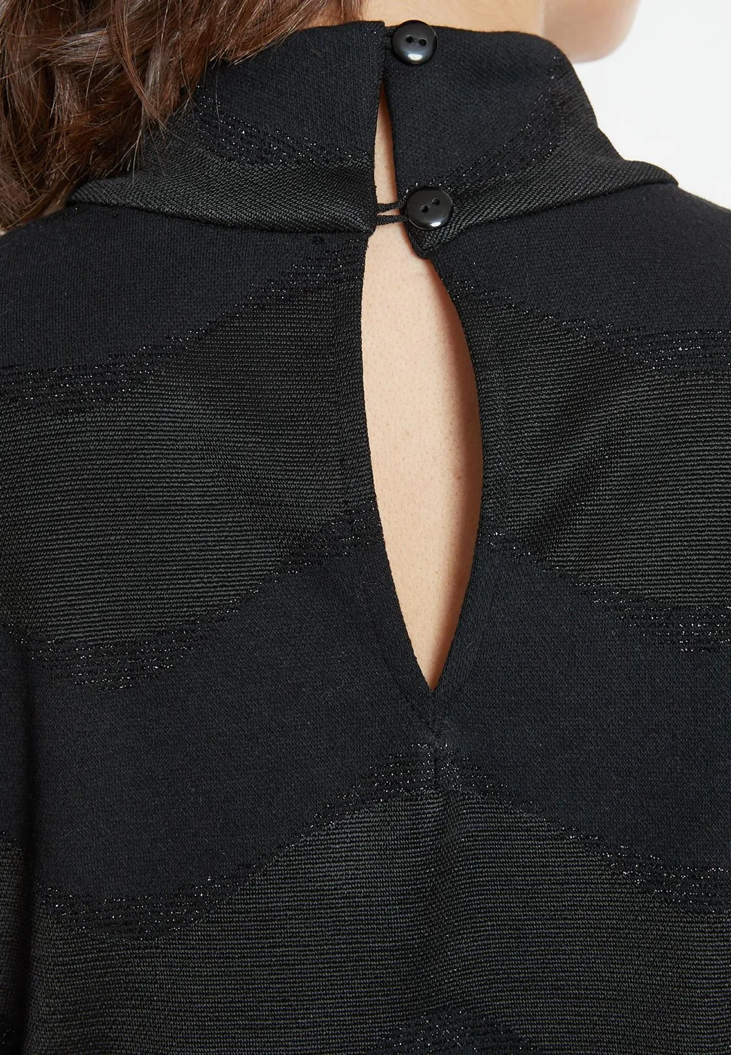 Ana Alcazar Sapora top lungo nero lurex collo alto