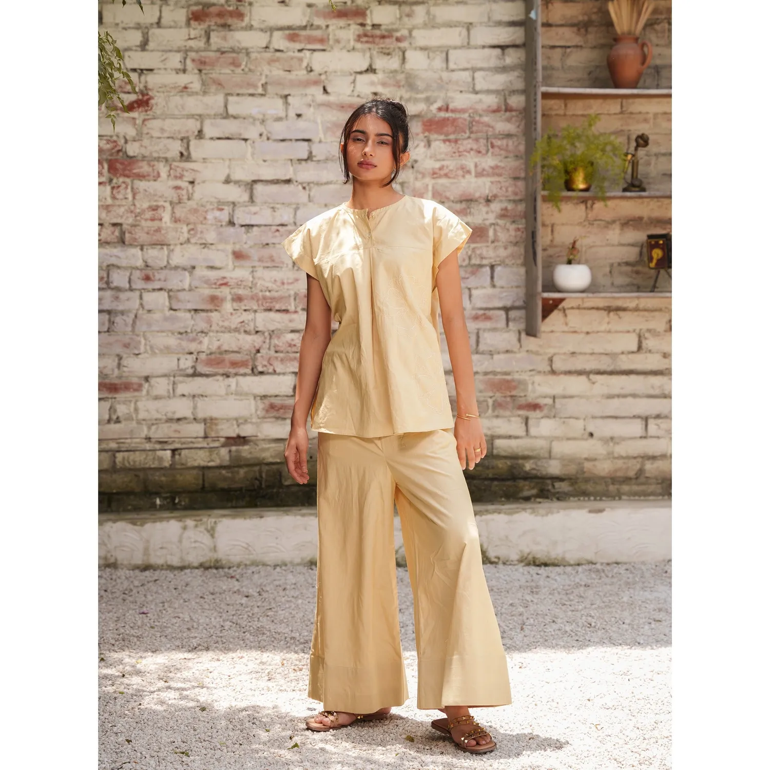 Our Dve Capsule 6 pantaloni marrone cotone 99 cm