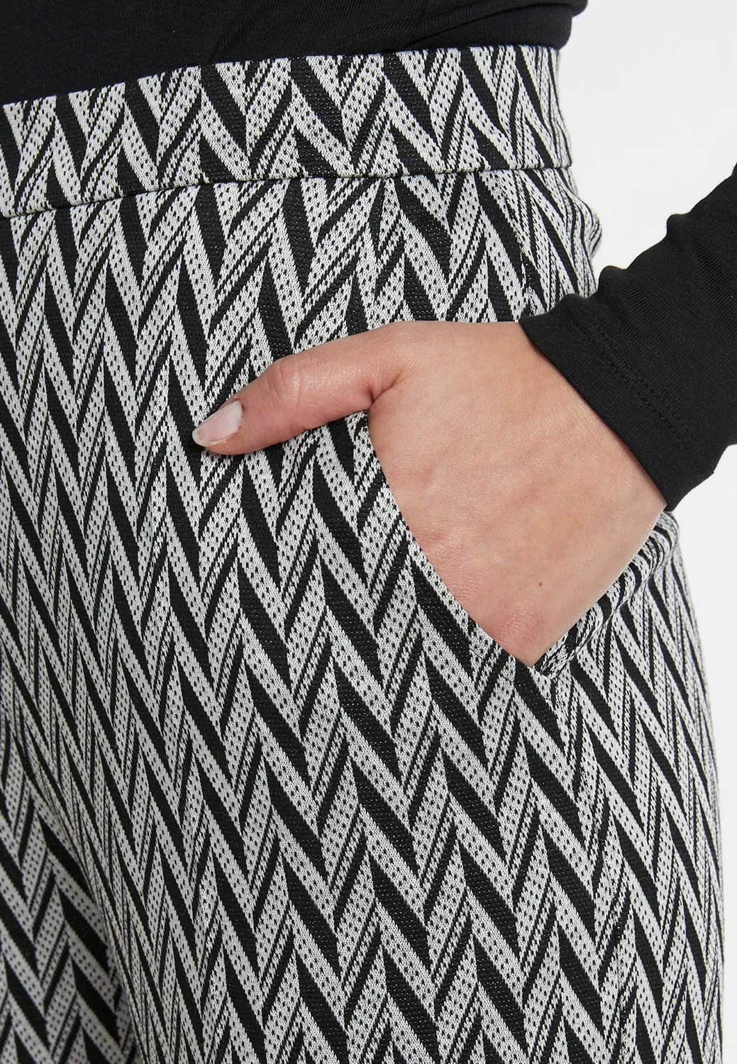Ana Alcazar Shasia pantaloni lunghi sigaretta zigzag