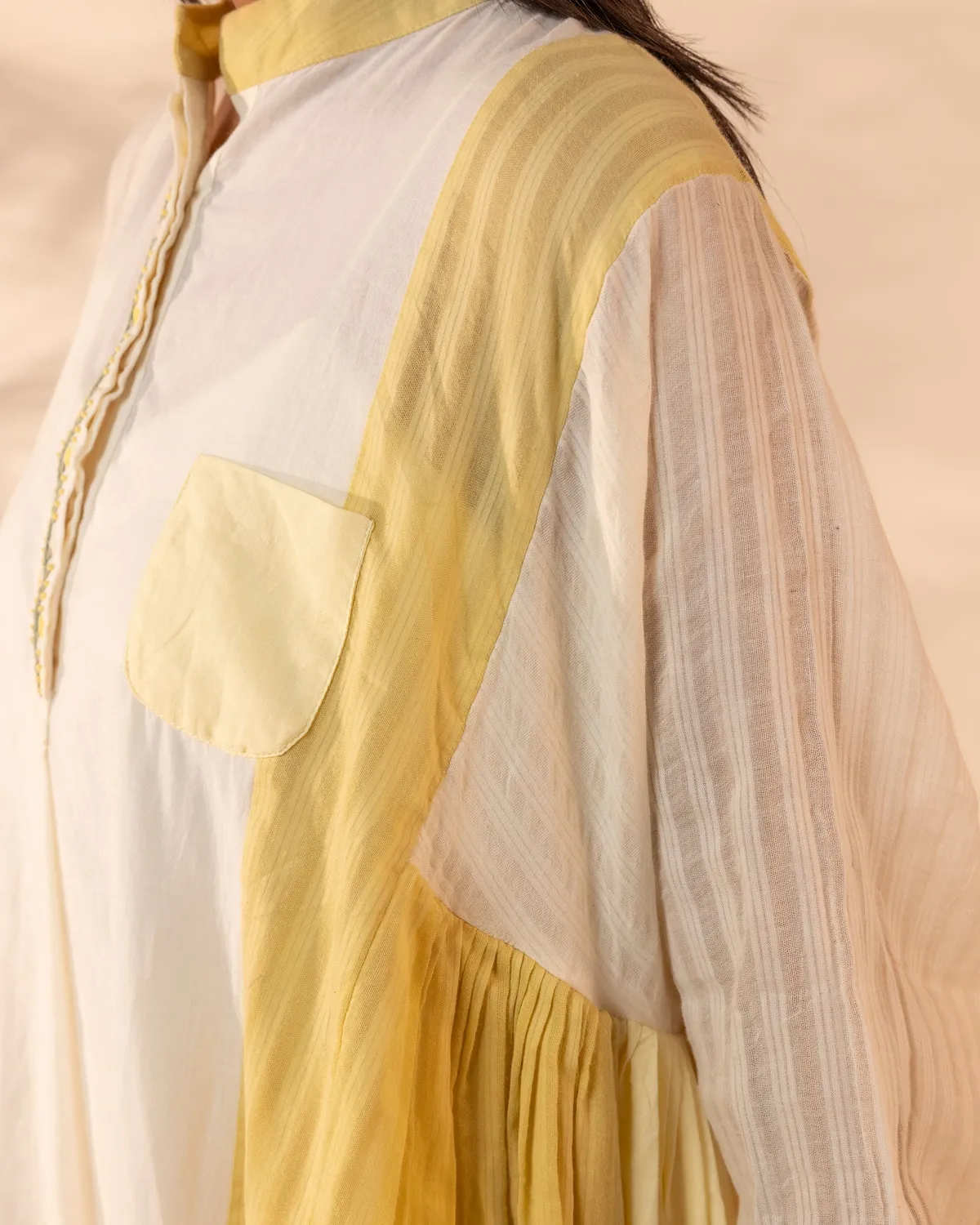 Our Dve Blush Wind abito giallo beige cotone taglia unica