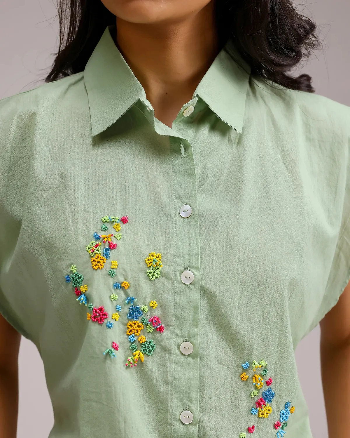 Our Dve Saanjh Fresh Dew Top verde pallido cotone